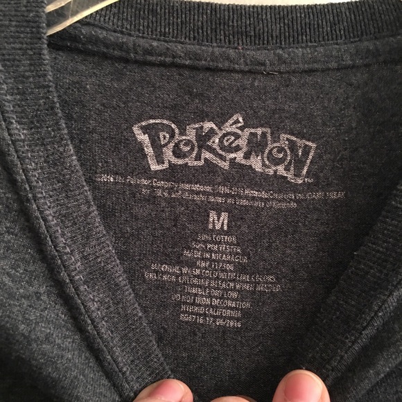 SOLD!!! Pokémon Shirt - Picture 2 of 2